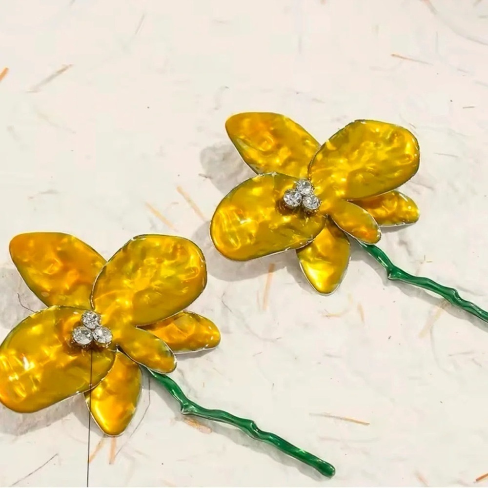 Oh La Orchid Gold Flower Earrings
